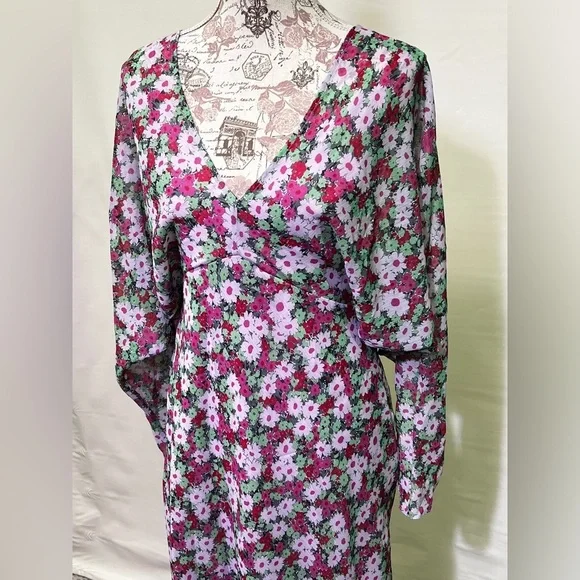 ASOS Pink and green floral deep V midi dress size 8. - Picture 5 of 16